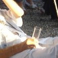 L'apéro dans un fauteuil suspendu